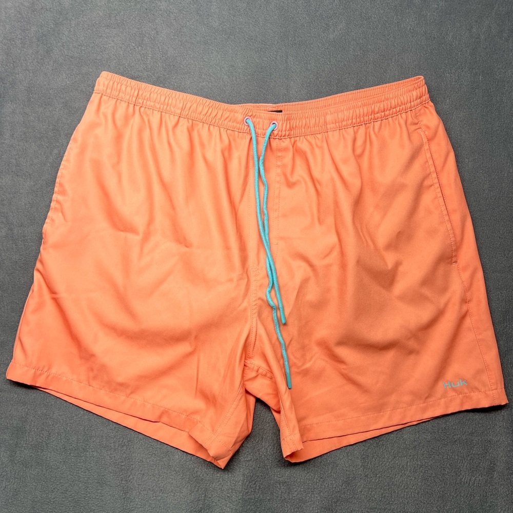Huk Mens Shorts XL Pursuit Volley Shorts Fishing Swim Trunk Coral 5.5 Inseam